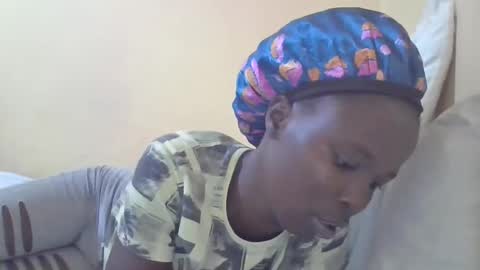 pretty_petite_ebony online show from 16, 1, 2025