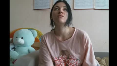 Snapshot of prettybella_7 chatting on 13, 2, 2025 Bella online show from 13, 2, 2025