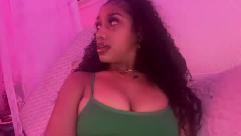prettyblackgal online show from 18, 7, 2026