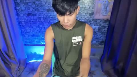 Snapshot of prettyboy_asian chatting on 26, 9, 2025 Mark online show from 26, 9, 2025