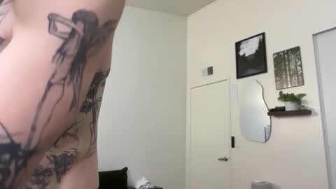 Snapshot of prettyboyszn chatting on 24, 5, 2026 pretty boy online show from 24, 5, 2026