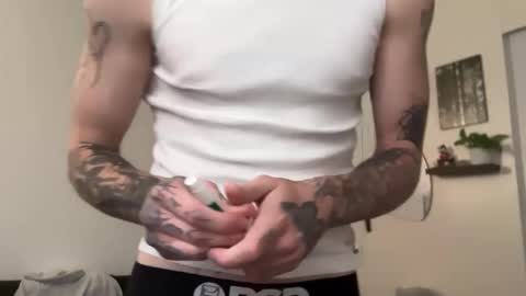 Snapshot of prettyboyszn chatting on 6, 6, 2026 pretty boy online show from 6, 6, 2026
