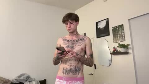 Snapshot of prettyboyszn chatting on 8, 6, 2026 pretty boy online show from 8, 6, 2026