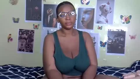 prettydey1 online show from 29, 3, 2026