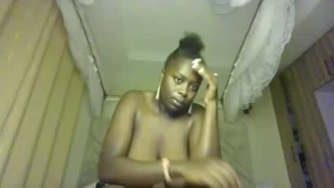 prettydulce online show from 17, 3, 2026