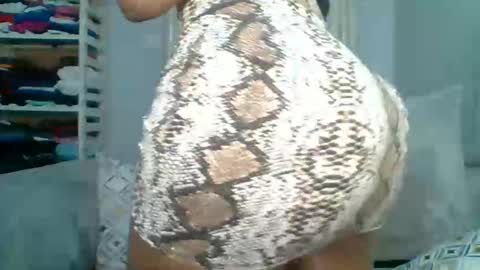 PrettyEla online show from 10, 9, 2025