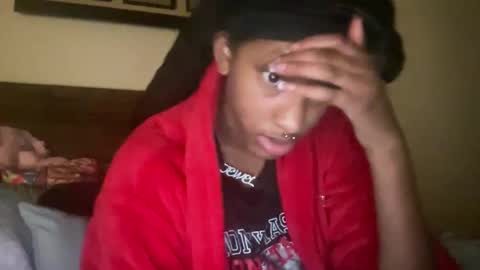 prettyfacefemale online show from 21, 4, 2026