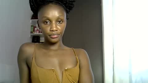 Snapshot of prettygee21 chatting on 24, 4, 2026 Pretty darkskin doll online show from 24, 4, 2026