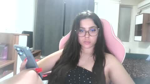 prettyjulliette online show from 26, 5, 2026