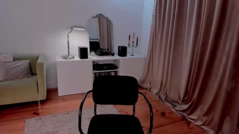 Eva online show from 9, 2, 2025