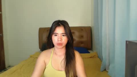 Snapshot of prettylicious_girl chatting on 2, 4, 2026 precious online show from 2, 4, 2026