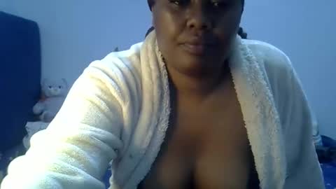 prettymel1 online show from 23, 3, 2026