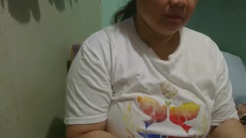 Snapshot of prettynhing chatting on 25, 9, 2025 Nhing online show from 25, 9, 2025