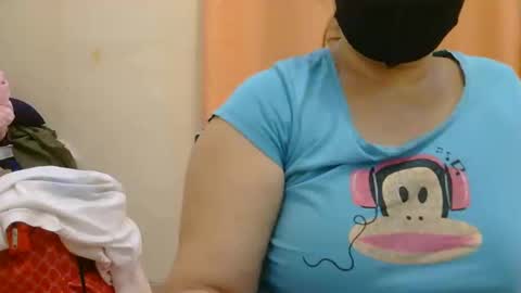 Snapshot of prettynhing chatting on 27, 9, 2025 Nhing online show from 27, 9, 2025