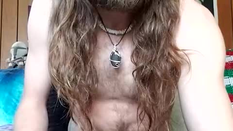 prettysolidd7 online show from 2, 1, 2025