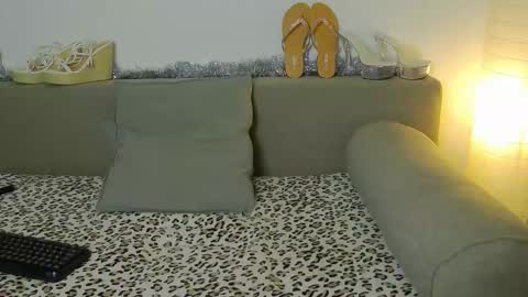 prettyvanessa online show from 27, 2, 2026