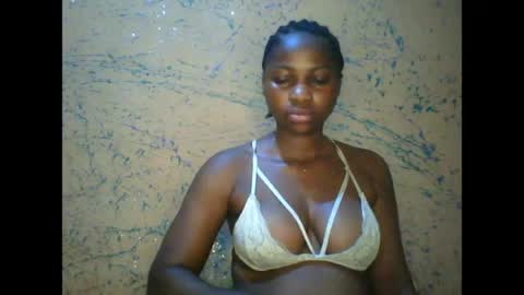 prettyxxpac online show from 18, 4, 2026