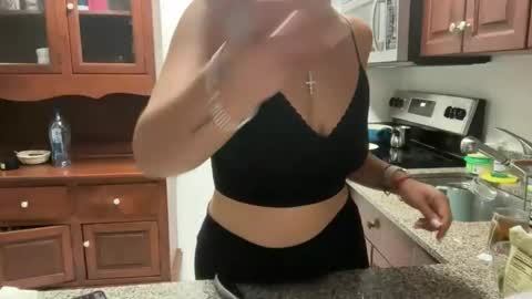 prettyyykittyyy22 online show from 31, 10, 2025