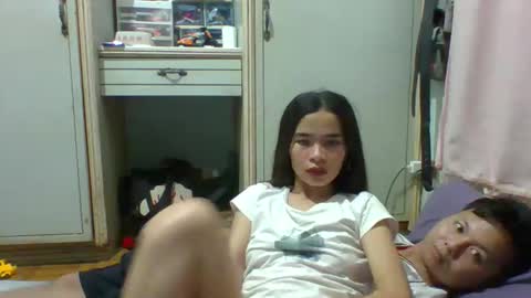 prety784828 online show from 15, 4, 2026