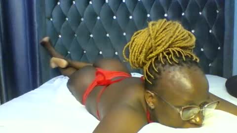 Snapshot of pretymellani chatting on 14, 1, 2026 pretymellani online show from 14, 1, 2026