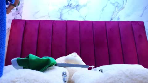 PRINCEPOPPY  online show from 21, 12, 2025