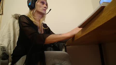 Snapshot of princeofprague420 chatting on 14, 2, 2025 Prince Of Prague online show from 14, 2, 2025