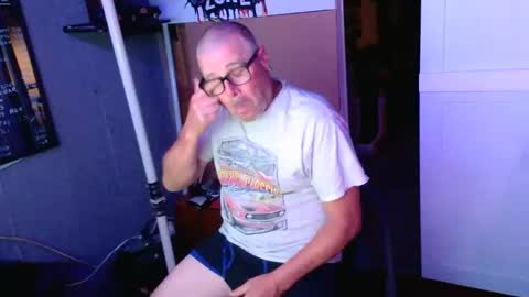 Snapshot of princepeircing chatting on 6, 6, 2026 Princepiercing online show from 6, 6, 2026