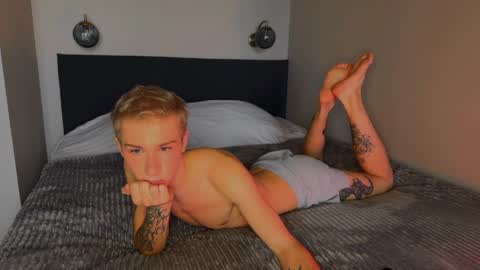 HUNTER LEO KEVIN online show from 3, 4, 2026