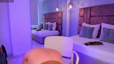 Paris online show from 7, 3, 2025