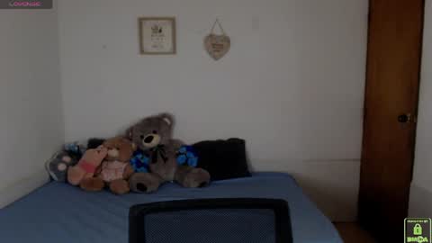 An online show from 15, 4, 2026