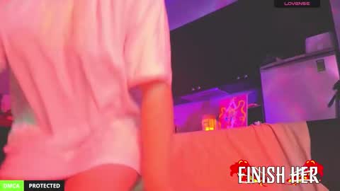 Yo Im Sofiee online show from 5, 12, 2025