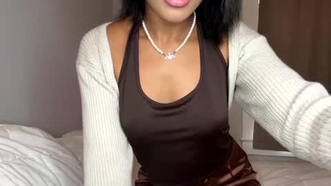 Snapshot of princessaleah chatting on 2, 12, 2024 Princess Aleah online show from 2, 12, 2024