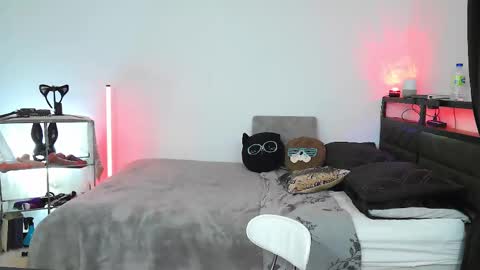 Princessavavictoria online show from 8, 11, 2025