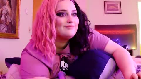 Snapshot of princessblazed444 chatting on 20, 9, 2025 NOTYOURTYPICALBARBIE online show from 20, 9, 2025