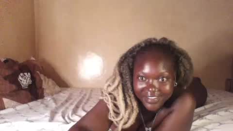 Snapshot of princesscheekyx chatting on 21, 9, 2025 princesscheekyx online show from 21, 9, 2025