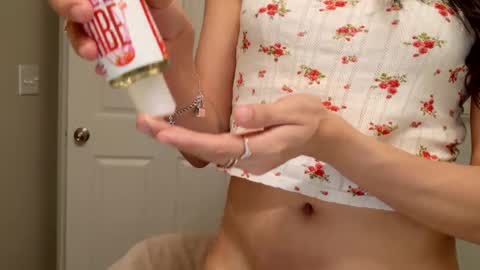 Snapshot of prinxessally chatting on 18, 2, 2025 Prinxessally online show from 18, 2, 2025