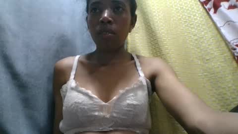 prisca880319 online show from 16, 4, 2026