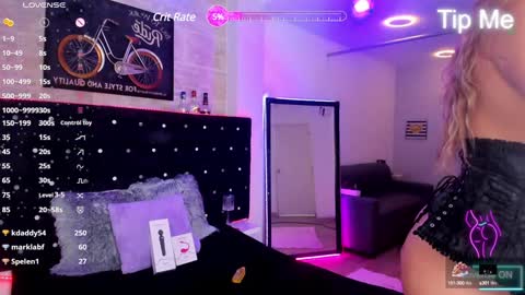 Snapshot of prishaa chatting on 8, 2, 2025 PRISHArMANA online show from 8, 2, 2025