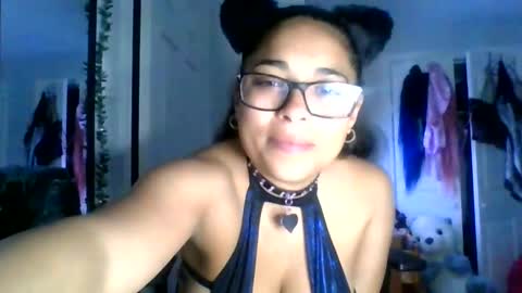 Snapshot of prissyymissyy chatting on 28, 10, 2025 prissyymissyy online show from 28, 10, 2025