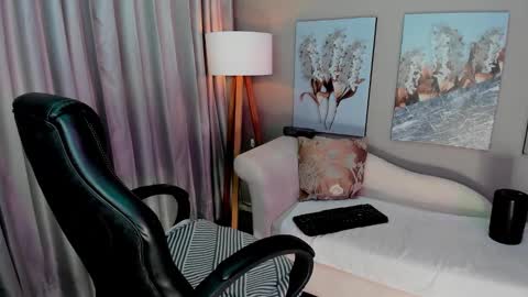 Snapshot of priya_rose chatting on 6, 11, 2025 Priya Rose online show from 6, 11, 2025