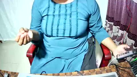 Snapshot of priyonti34 chatting on 4, 12, 2025 Priyonti ganguli online show from 4, 12, 2025