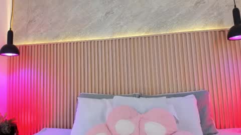 Profana Red online show from 3, 3, 2026