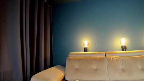 Raven  but you can call me sweetie or honey too  online show from 15, 1, 2026