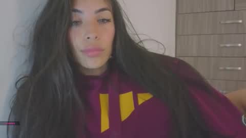 Snapshot of pssiquiss chatting on 6, 11, 2025 Katerine online show from 6, 11, 2025