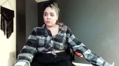 Krystle online show from 20, 1, 2025