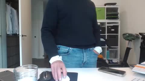 Snapshot of puffiest chatting on 17, 9, 2025 puffiest online show from 17, 9, 2025