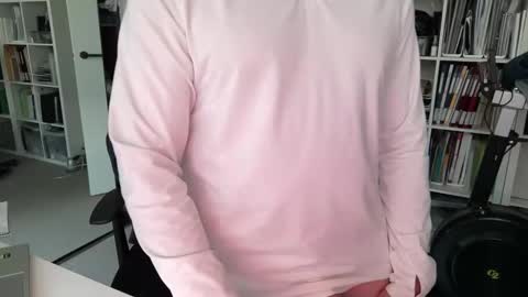 Snapshot of puffiest chatting on 31, 10, 2025 puffiest online show from 31, 10, 2025