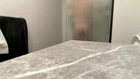 Snapshot of puffiest chatting on 17, 11, 2025 puffiest online show from 17, 11, 2025