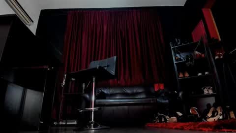 MissPuffyLove online show from 21, 12, 2024