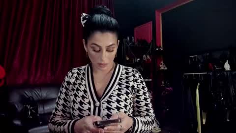 MissPuffyLove online show from 23, 1, 2025